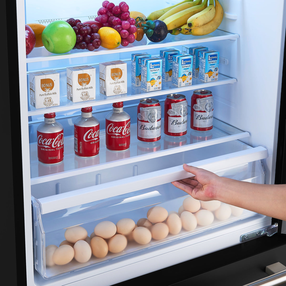 Forno Milano 31 in. Bottom Freezer Refrigerator, 17.2 cu ft, Right-Hinged Door, Black with Stainless Steel Handles (Model FFFFD1785-31BLK)