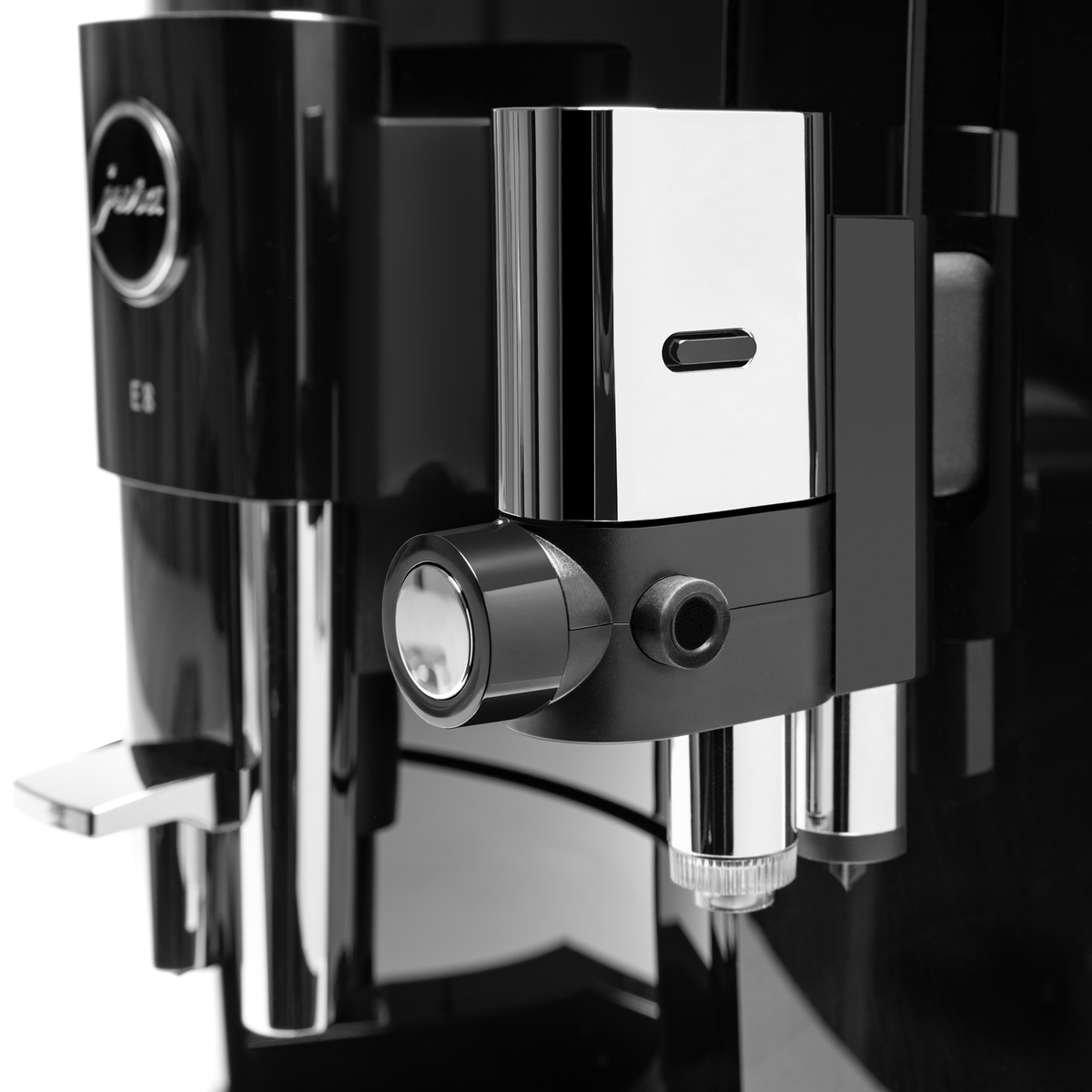 JURA E8 Espresso Machine