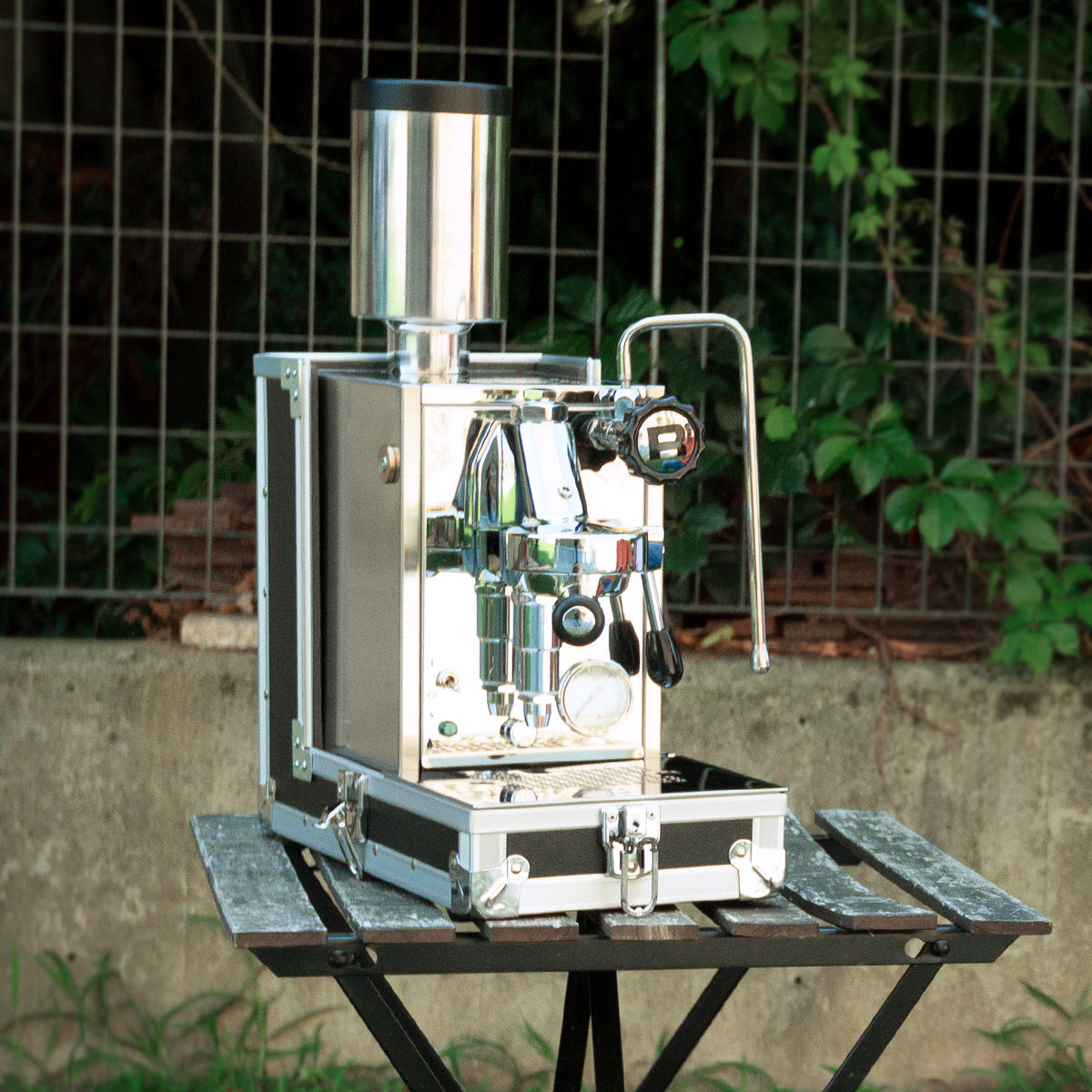 Rocket Espresso Porta Via Portable Espresso Machine